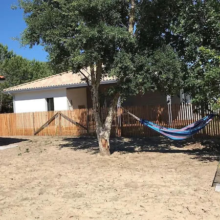 4 Bedroom House With Garden *